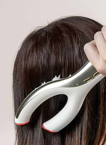 جهاز تدليك فروة الرأس بالأشعة الحمراء - يُعزز الدورة الدموية ويُحفز إنبات الشعر - يُقوي بصيلات الشعر ويُقلل التساقط - يُقلل التوتر ويساعد على الاسترخاء - نتائج ملحوظة خلال 20 جلسة